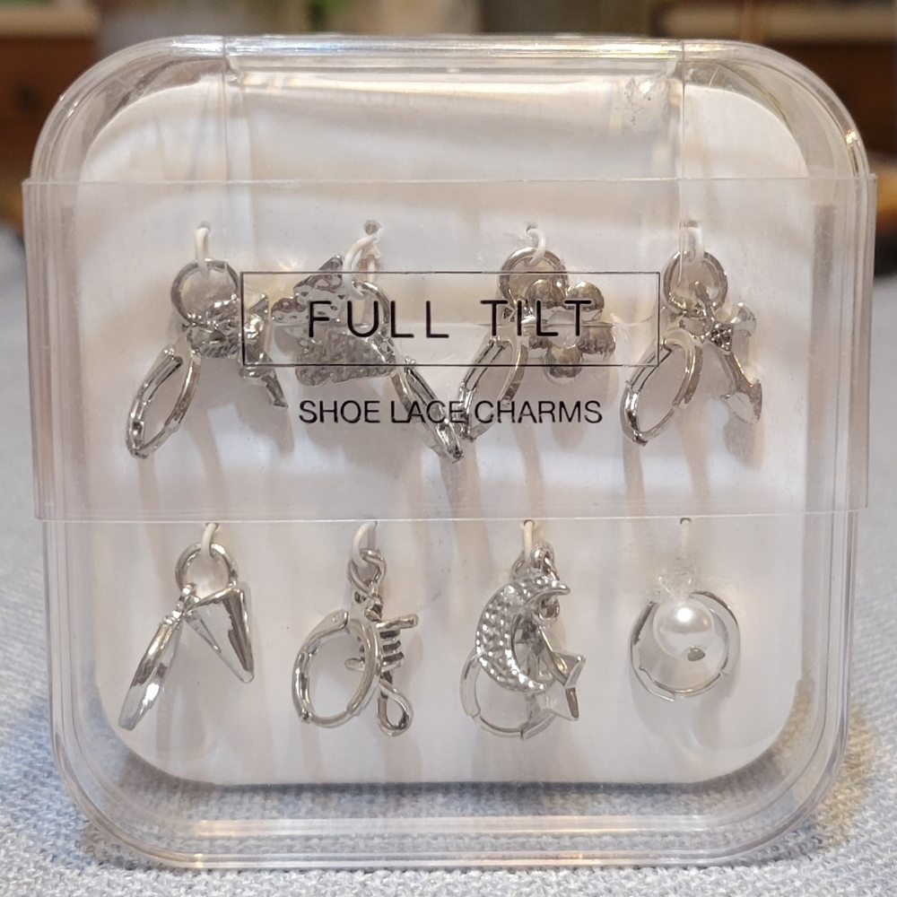 FULL TILT Silver Shoe Lace Charms - 8pc
